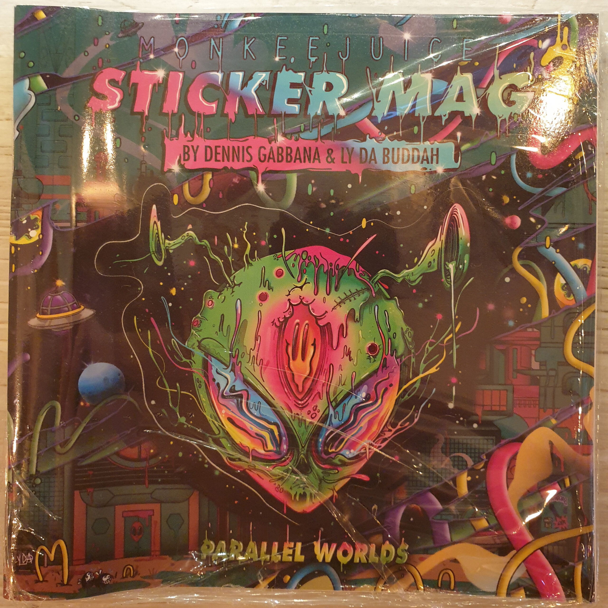 Monkeejuice - Sticker Mag 3/ Parallel Worlds