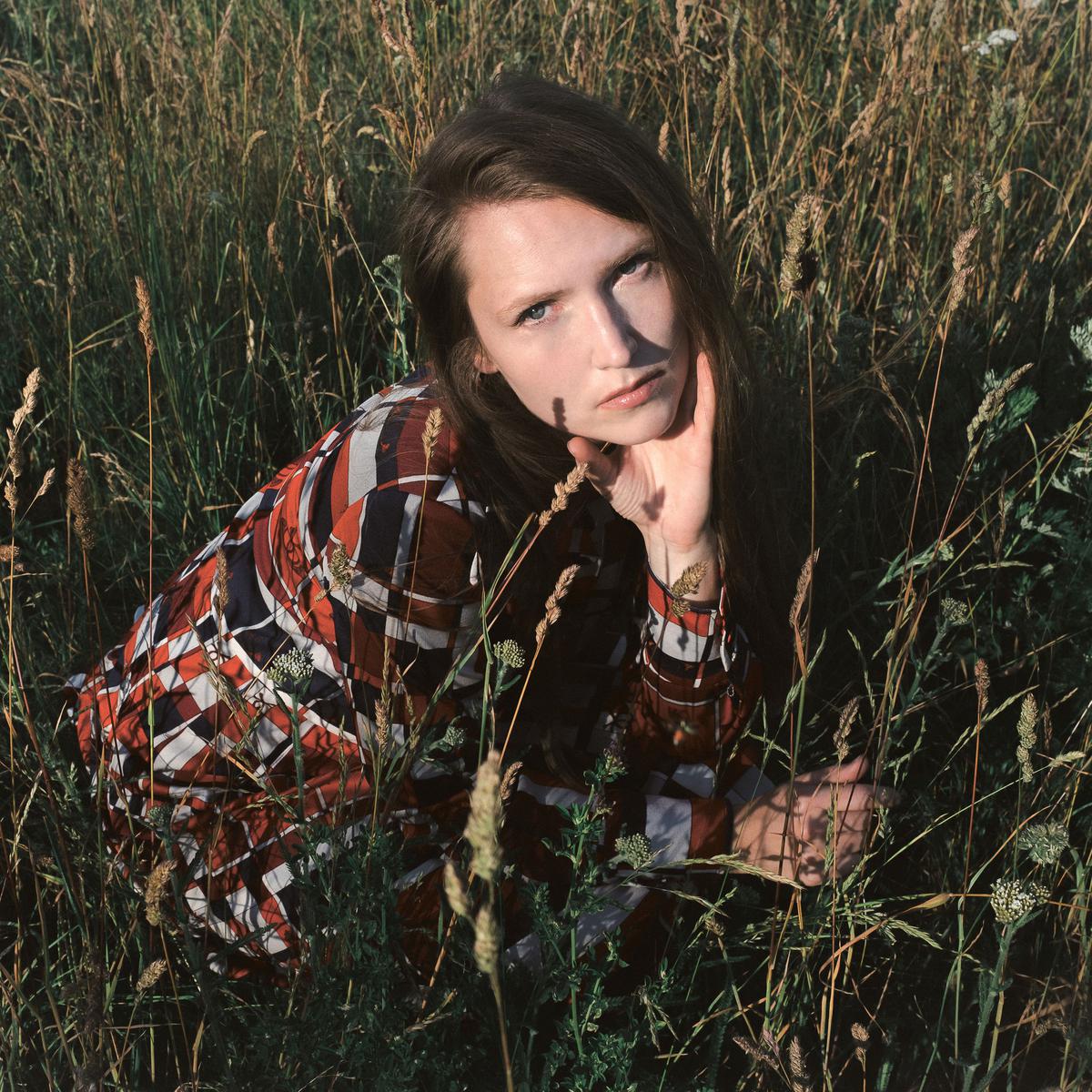 Stella Sommer - Silence Wore A Silver Coat